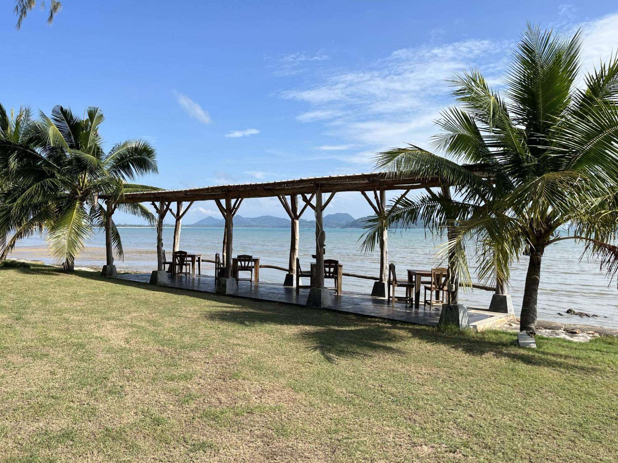 Отель Better View Koh Yao Yai 3*